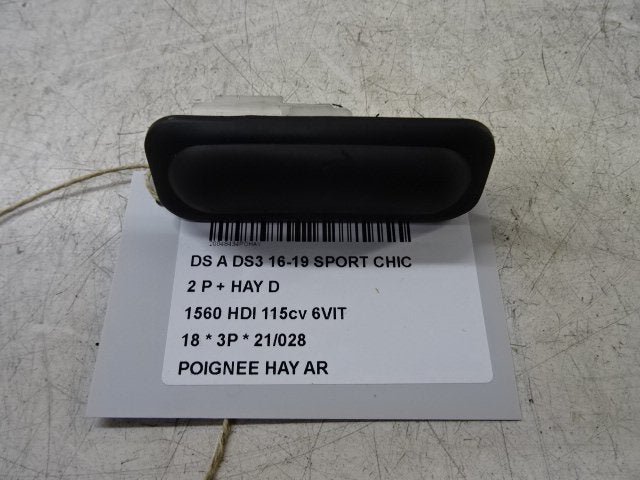 POIGNEE COFFRE / HAYON ARRIERE DS DS 3 (SA), Taurusavenue 1
2132 LS  Hoofddorp, NL, Webaccessibility@stellantis.com, Stellantis N.V.