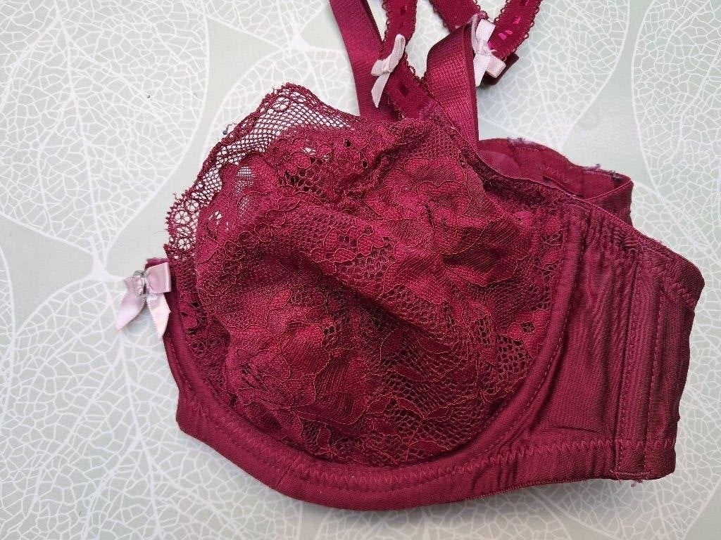 Merk Hunkemoller: beugel BH (zie foto's), Kleding | Dames, Ondergoed en Lingerie, Hunkemöller, Ophalen of Verzenden, Rood, BH