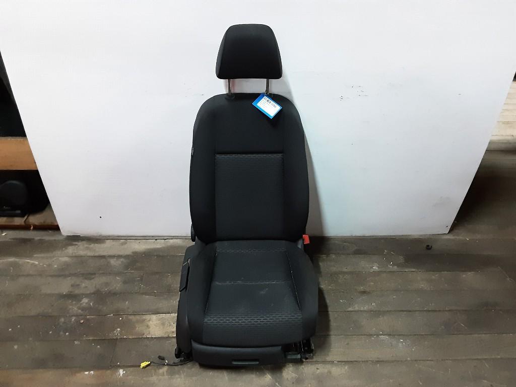STOEL RECHTS VOOR Volkswagen Golf VI (5K1) (1K4881106NT), Auto-onderdelen, Gebruikt, Volkswagen, Mevr. I. Hauben, Rue de l'Espoir 34 34
4030  GRIVEGNÉE, BE