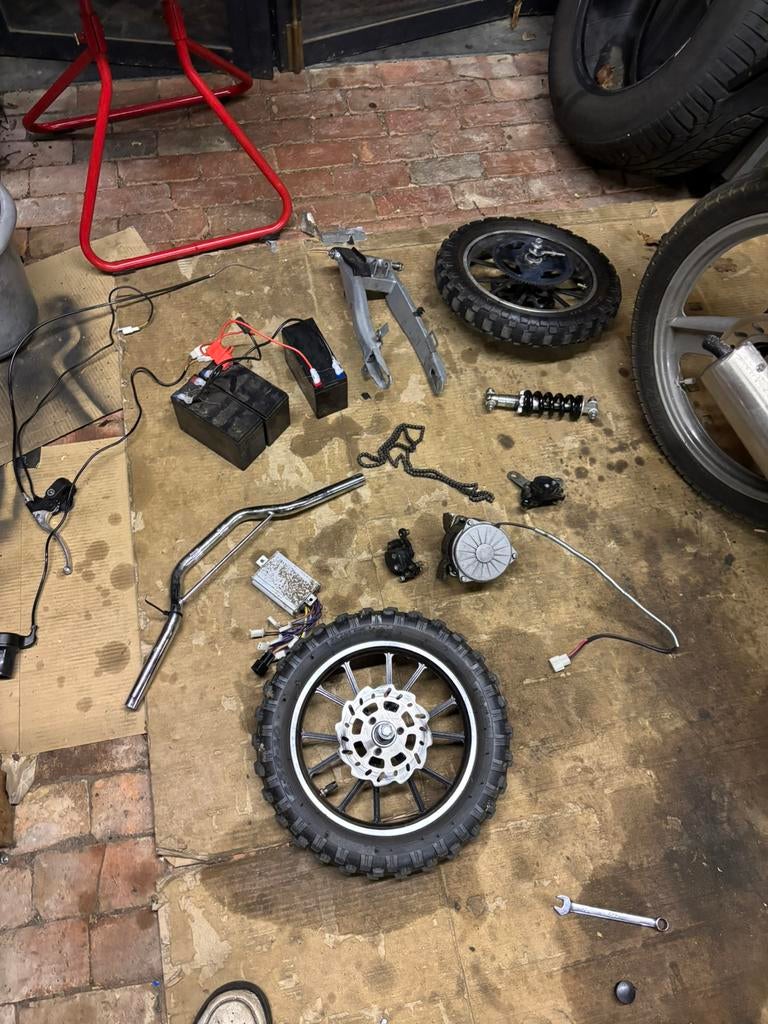 Elektrische crossmotor kinderen onderdelen, Motos, Enlèvement