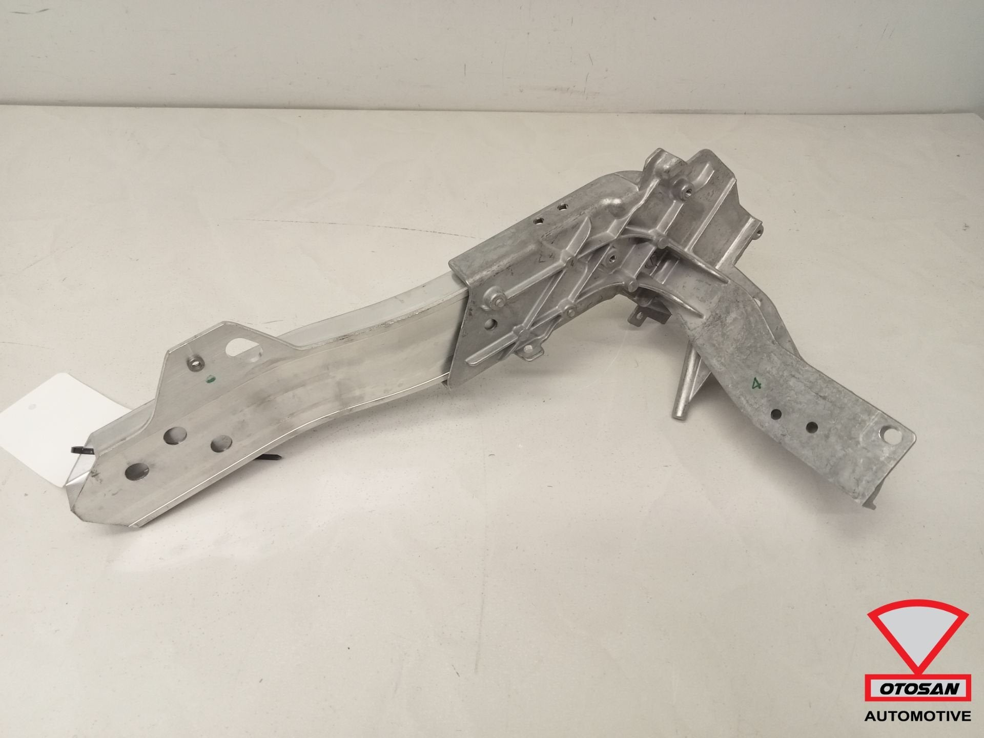 Support de radiateur avant droit pour Mercedes GLC W253 X253, Autos : Pièces & Accessoires, Neuf, Mercedes-Benz AG, Mercedes-Benz