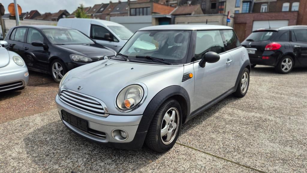 Mini Cooper essence avec contrôle technique, Autos, Entreprise, Essence, Achat, Cooper
