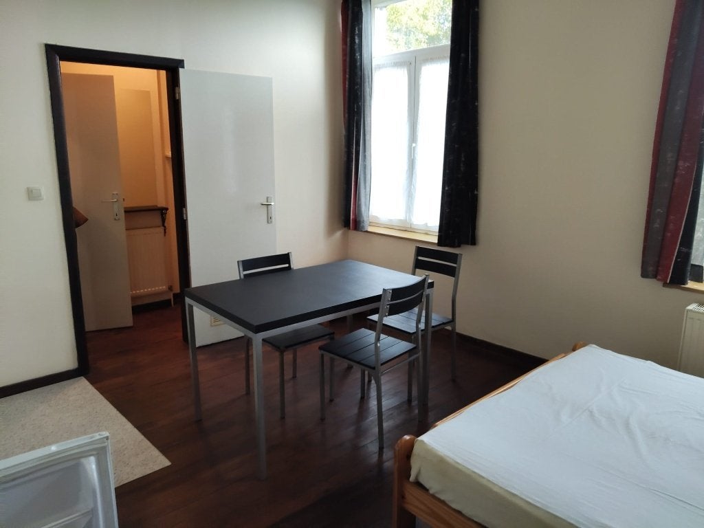 studio à louer, Immo, Appartements & Studios à louer, 20 à 35 m², Charleroi