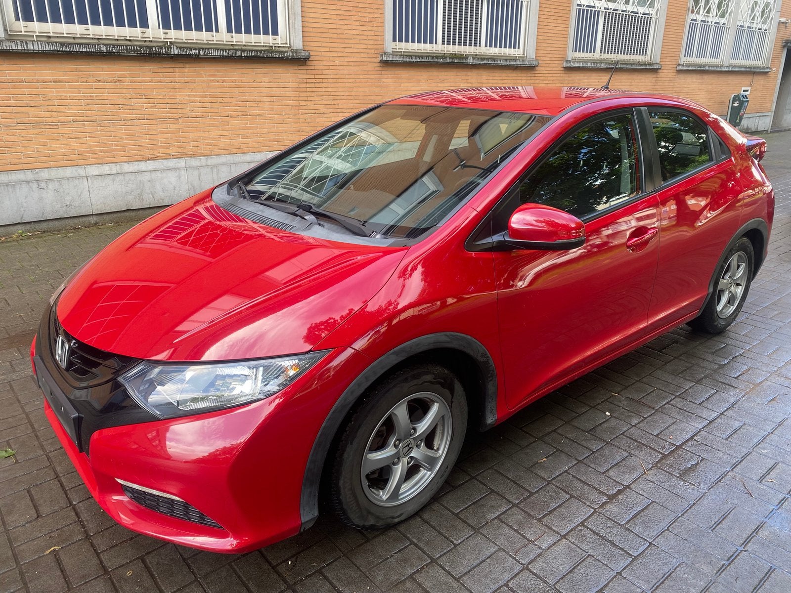 HONDA CIVIC 1.4 i * FACE LiFT * AIRCO * 1ER PROPRIÉTAIRE !, Autos, Honda, Rouge, Euro 5, Achat, Boîte manuelle