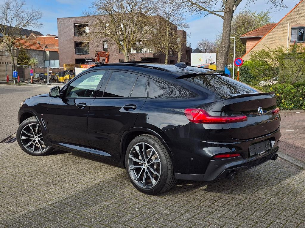BMW X4 2.0i xDrive M Sport | Pano | Camera | 20" Alu Velgen, Auto's, BMW, Automaat, 1998 cc, 4 cilinders, Zwart