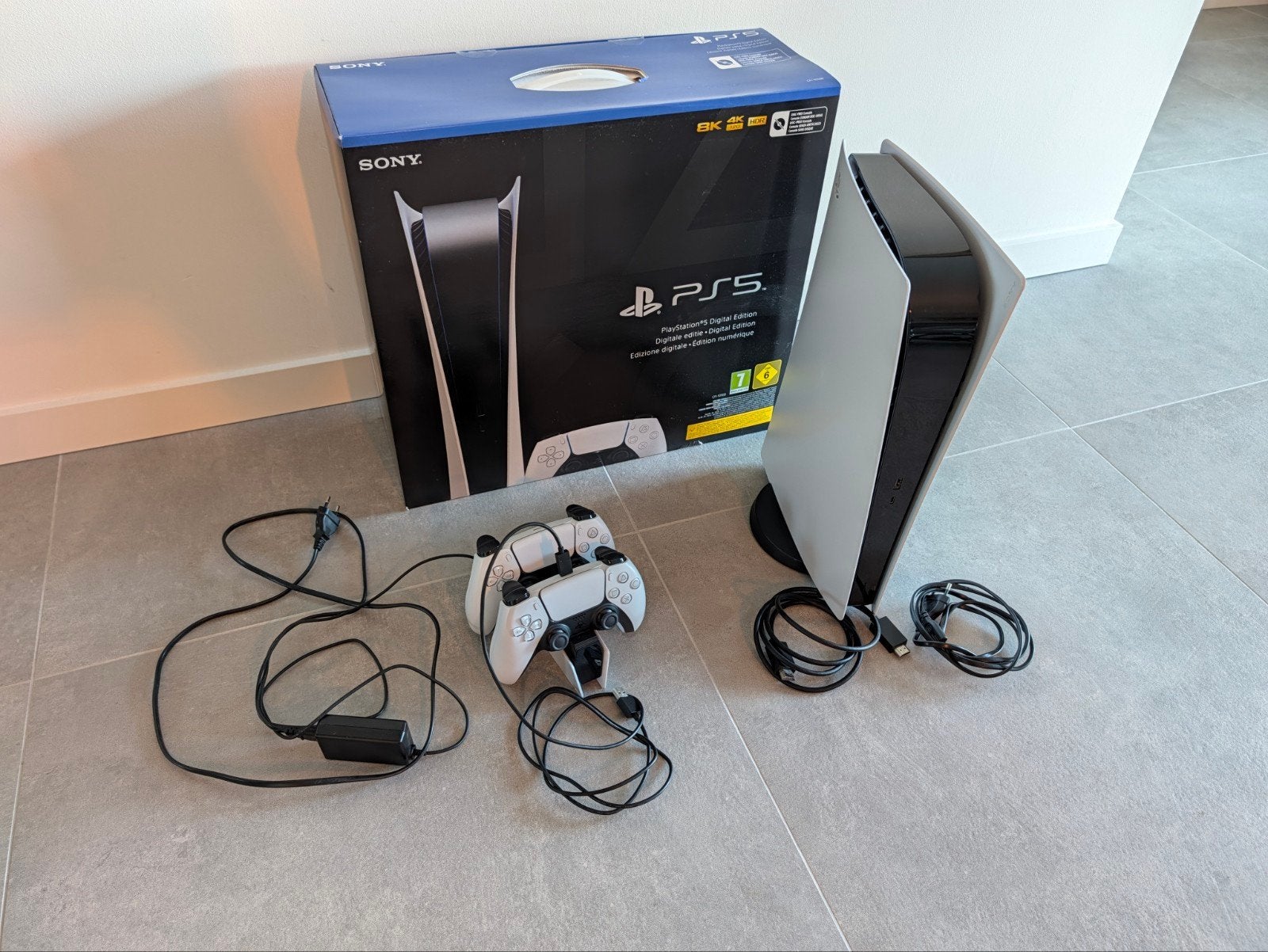 PlayStation 5 Digital Edition (PS5 DE) met oplaadstation, Enlèvement, Playstation 5