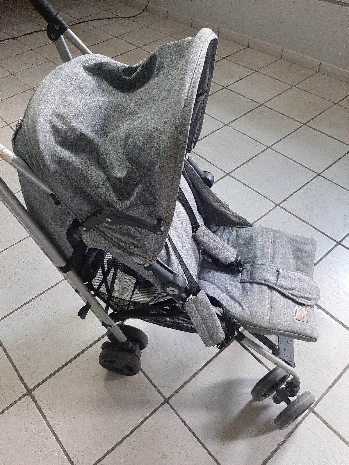 qute buggy, Kinderen en Baby's, Ophalen, Gebruikt, Overige merken, Verstelbare rugleuning