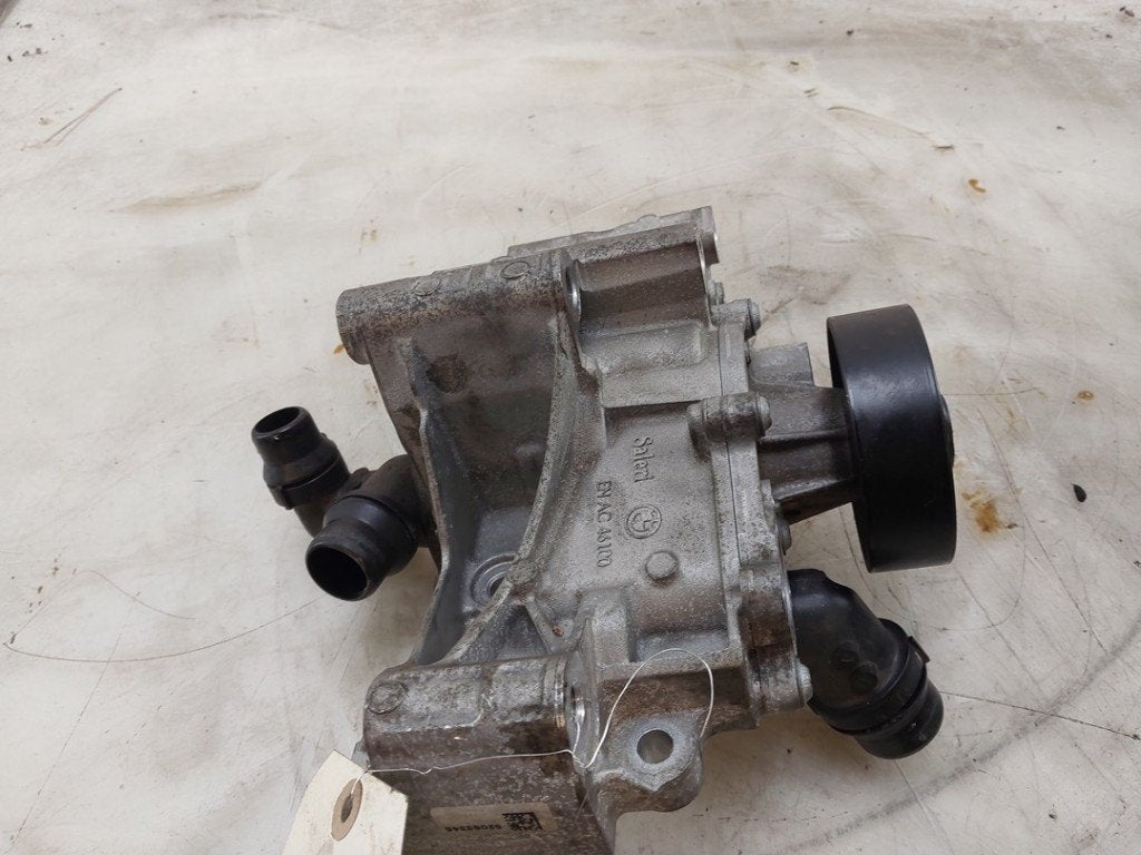 WATERPOMP BMW 3 serie Touring (G21) (|8650988|), Dhr. J. Ham, Gebruikt, Administratie@autoham.nl, BMW
