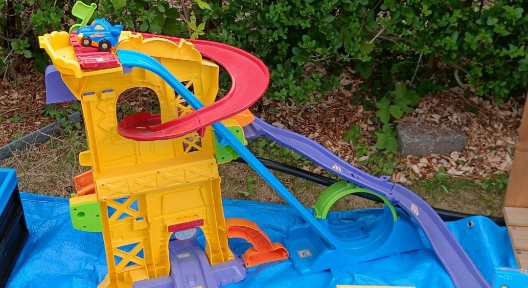 VTech toet toet racebaan, Ophalen, Racebaan