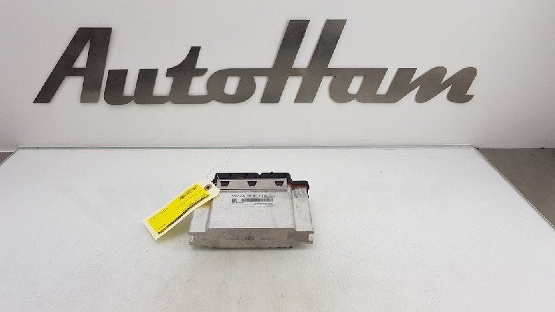 CALCULATEUR MOTEUR ECU Volkswagen Golf VII (AUA), Autos : Pièces & Accessoires, Volkswagen, Volkswagen AG, Utilisé, Kundenbetreuung@volkswagen.de