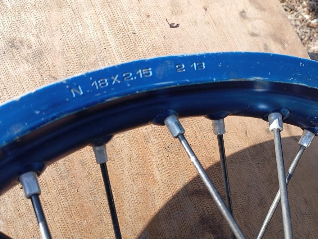 Jantes 21 pouces + 18 pouces Husqvarna Enduro d'occasion., Motos, Pièces | Autre, Utilisé, Enlèvement