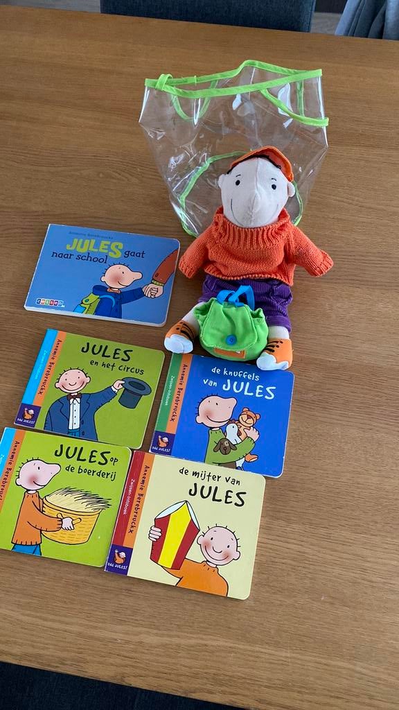 Jules Popje met rugzak en pyjama 25 cm + boekjes, Enlèvement, Utilisé