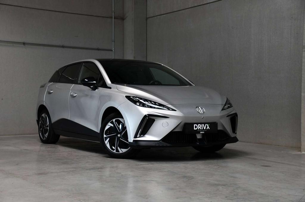 MG MG4 MG4 I 64 kWh I Luxury l DAB l Carplay l 360° l, Auto's, Gebruikt, Zwart, Adaptive Cruise Control, 1760 kg