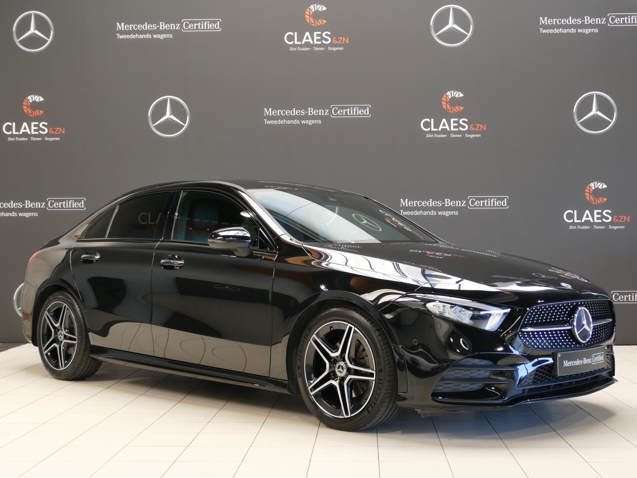 Mercedes-Benz A-Klasse Berline 180 AMG Line - DOS 8859, Auto's, Mercedes-Benz, 4 deurs, Gebruikt, 4 cilinders, 136 pk