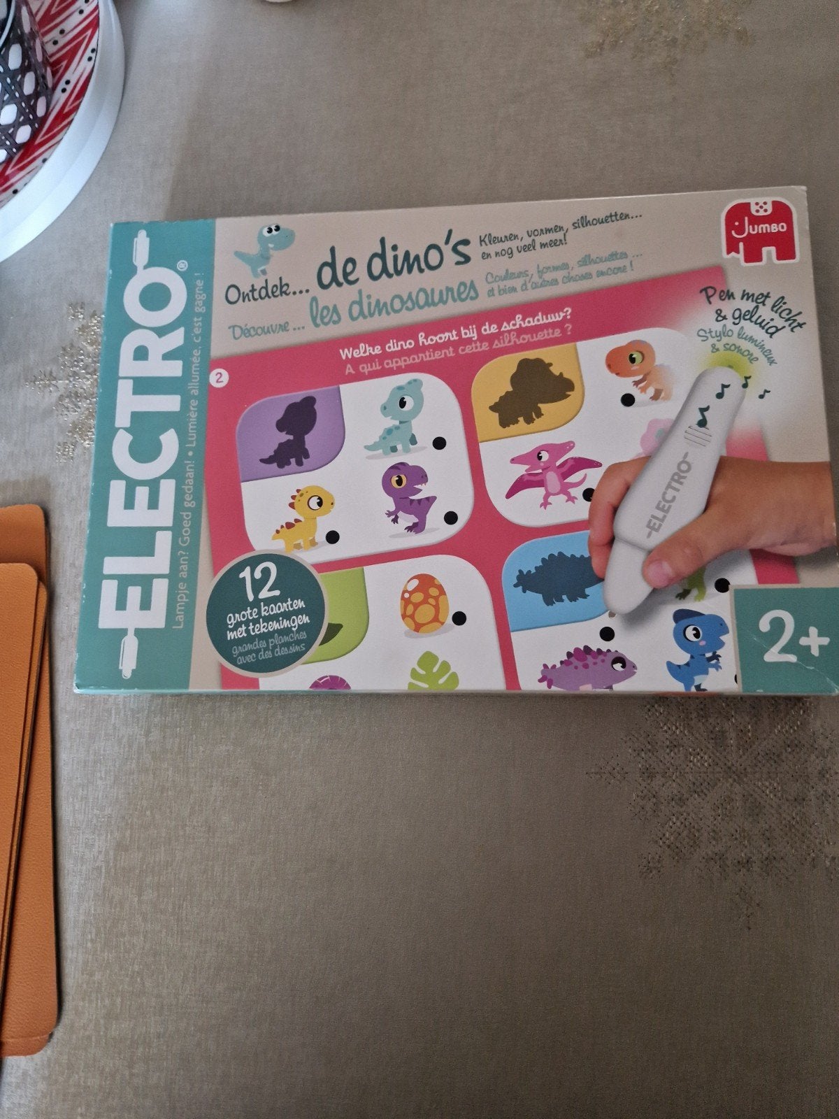 electro découvrez les dinosaures, Enlèvement