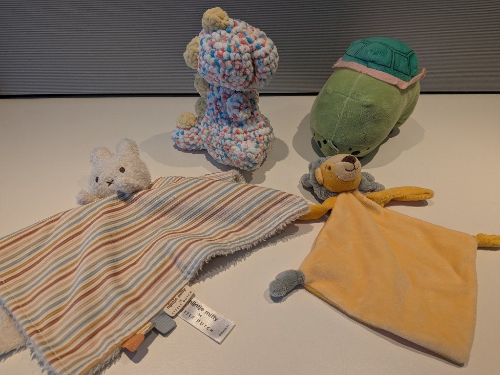 babyknuffels/knuffeldoekjes, Ophalen, Nijntje, Zo goed als nieuw, Klein (minder dan 20 cm)