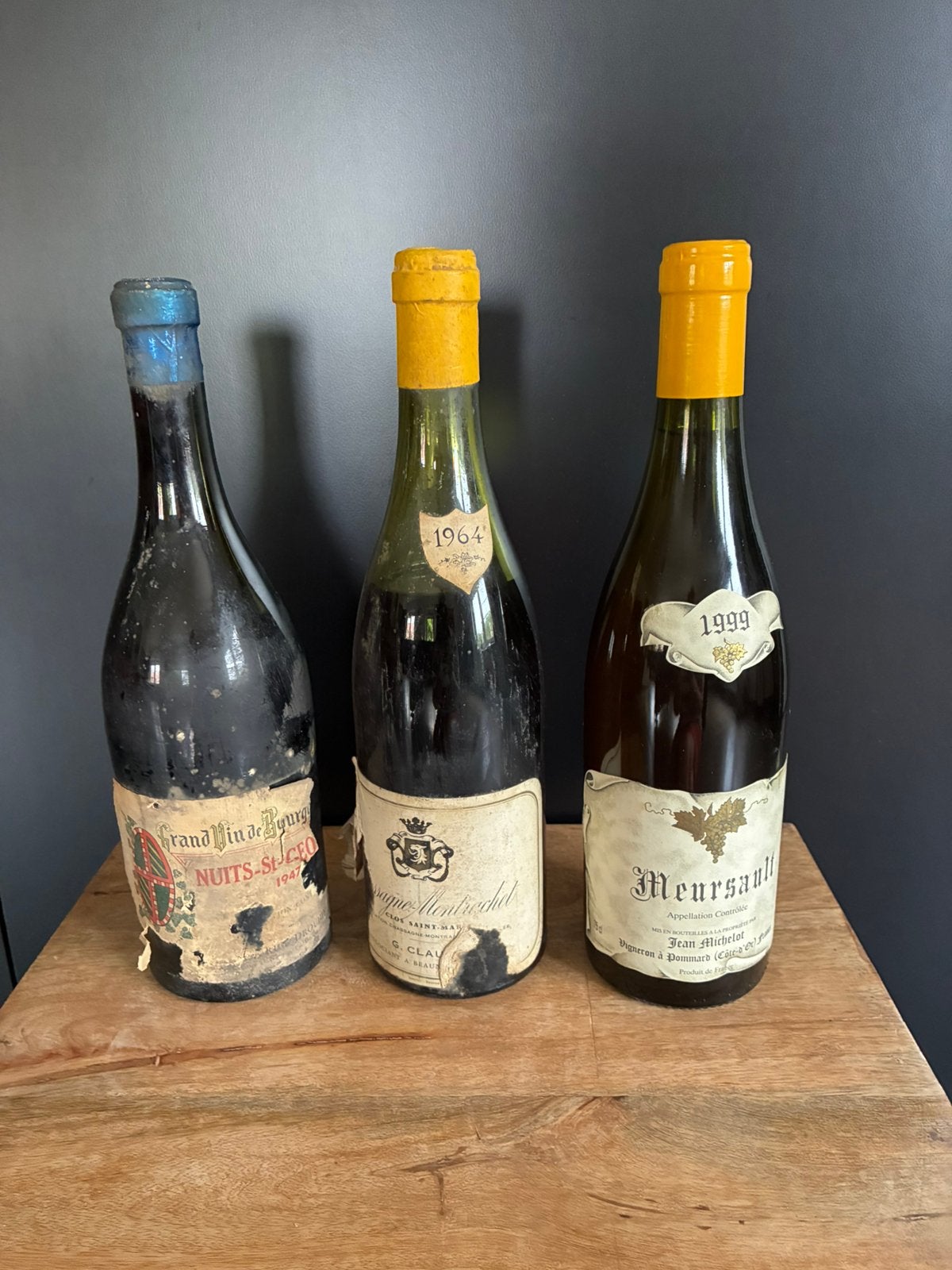 Vins, Collections, Pleine, Comme neuf, Enlèvement, Vin rouge