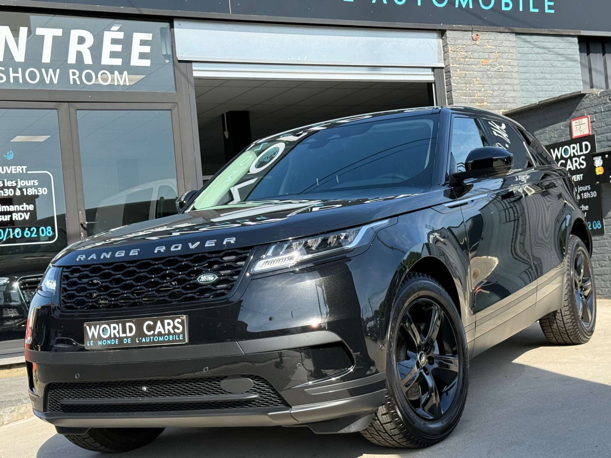 Land Rover Range Rover Velar 2.0 Turbo P250 COCKPIT - CAM360, Auto's, Land Rover, Automaat, Lichtsensor, 4 cilinders, Zwart