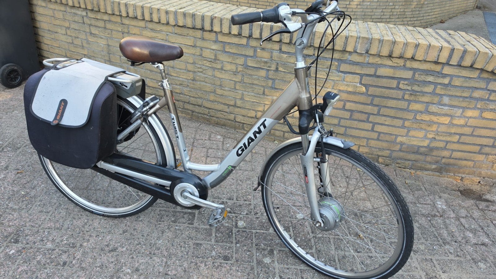 zeer nette Giant met dubbele accu, Fietsen en Brommers, Elektrische fietsen, Ophalen, Giant