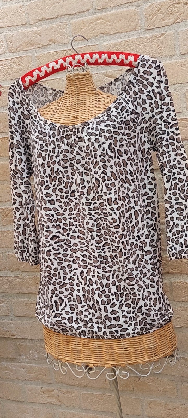 bloesje maat m/l esprit 47cm van oksel tot oksel, Maat 38/40 (M), Meerkleurig, Ophalen of Verzenden, Zo goed als nieuw