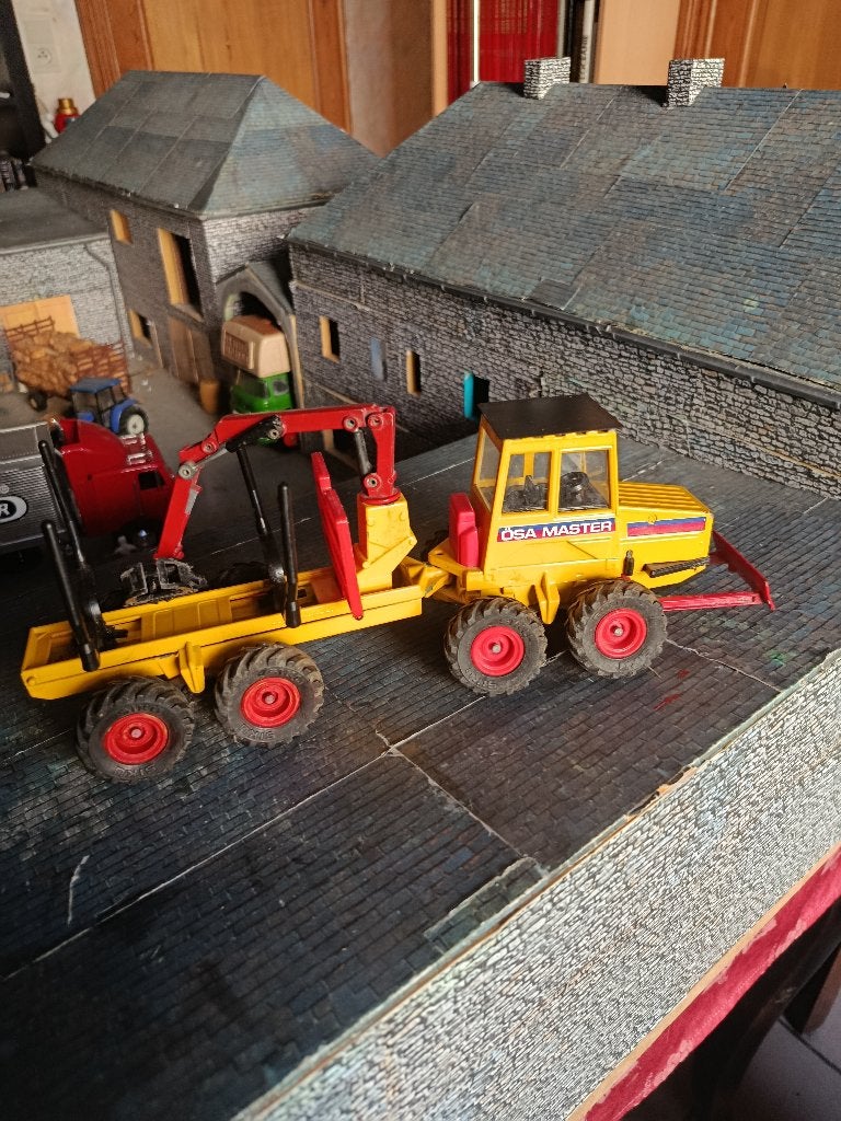 Bosexpediteur Osa Master 280 Siku, Hobby en Vrije tijd, Modelauto's | 1:32, Ophalen of Verzenden, Gebruikt, Tractor of Landbouw