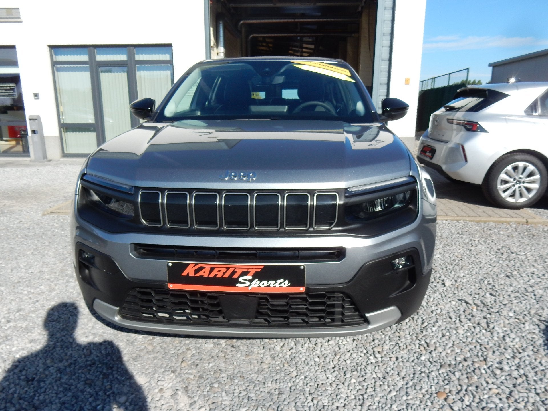 Jeep Avenger ! 18.000km! Camera/cruise/gps (bj 2025), Auto's, Jeep, Gebruikt, Leder en Stof, https://public.car-pass.be/vhr/190a5ca7-e7ea-43c5-8354-b3de1de2019c