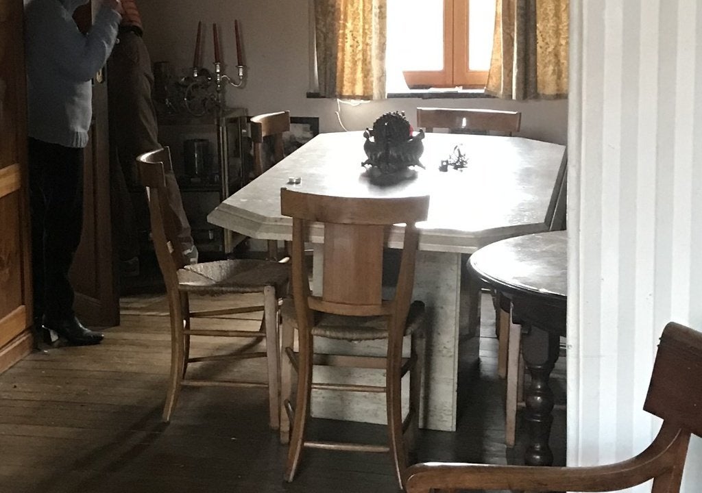 Table en marbre, Enlèvement, Utilisé, Cinq personnes ou plus, Autres matériaux