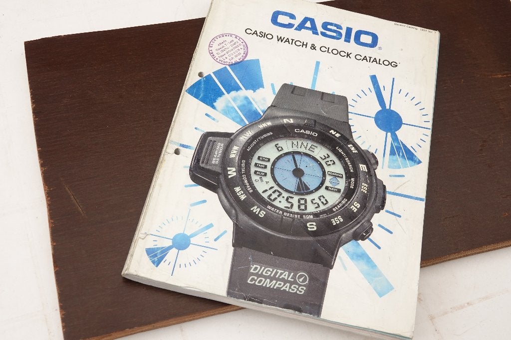 Casio catalogus 1993 Vol.1, Livres, Catalogues & Dépliants, Utilisé, Catalogue, Enlèvement ou Envoi