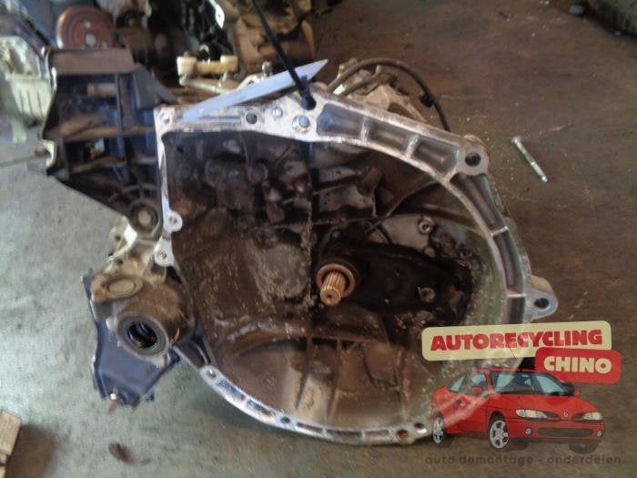 Boîte de vitesse d'un Peugeot 207, -, 3 mois de garantie, Utilisé, -