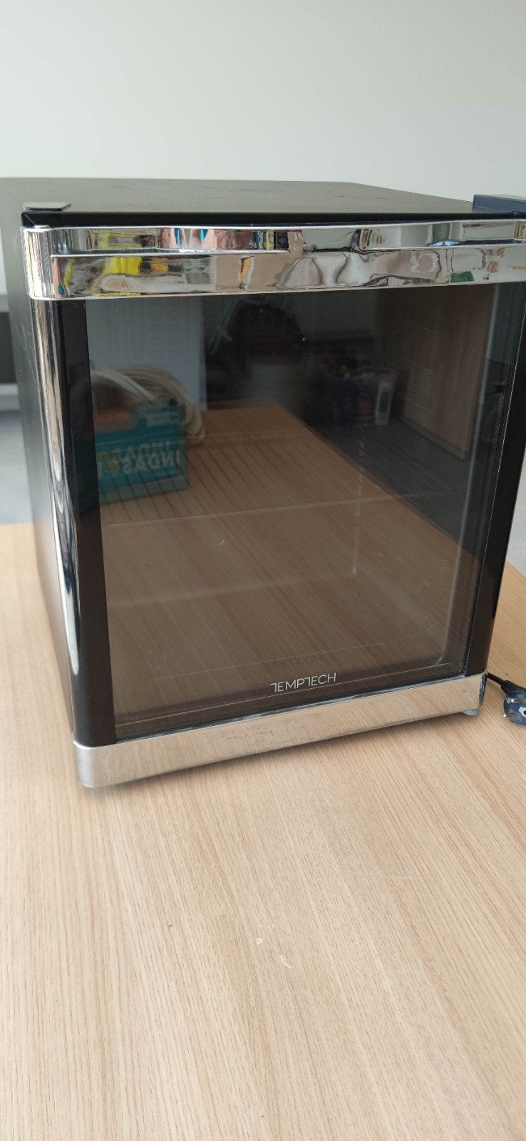 Temptech mini koelkast wijnkoeler., Elektronische apparatuur, Koelkasten en IJskasten, Ophalen