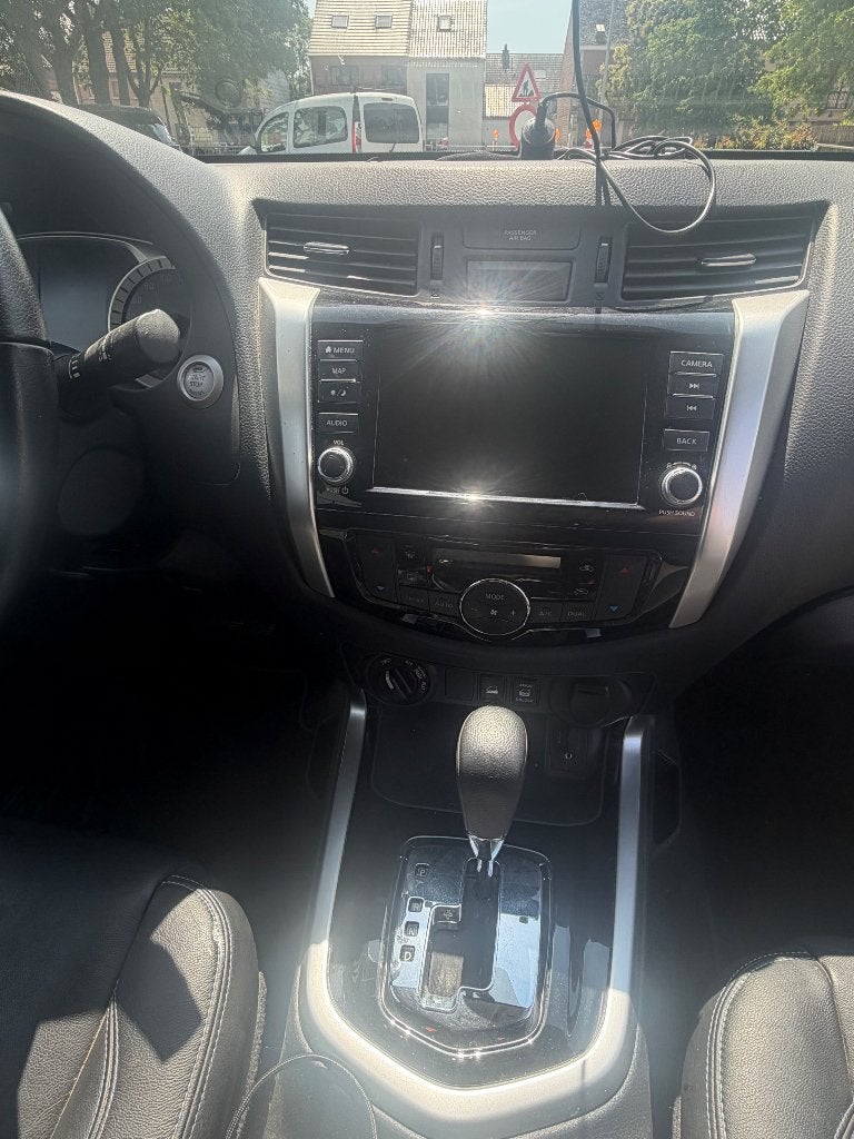 Navara N-Guard, Auto's, Automaat, 4 deurs, 2175 kg, 4 cilinders