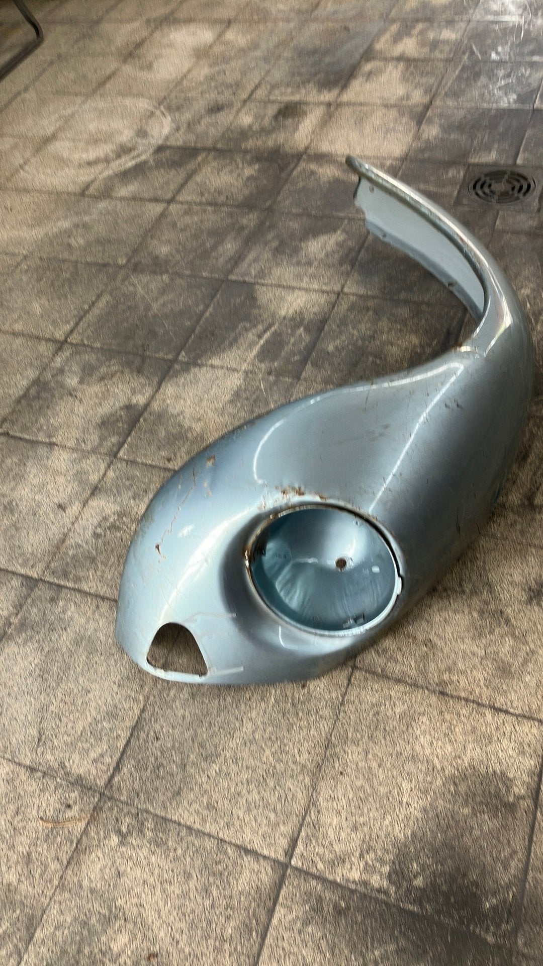 Vw kever 1303 spatbord, Ophalen, Voor, Spatbord