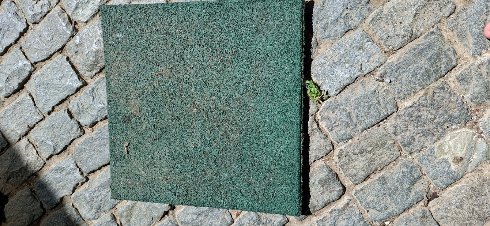 Rubber tegel groen. 6 stuks, Doe-het-zelf en Bouw, Tegels, Ophalen