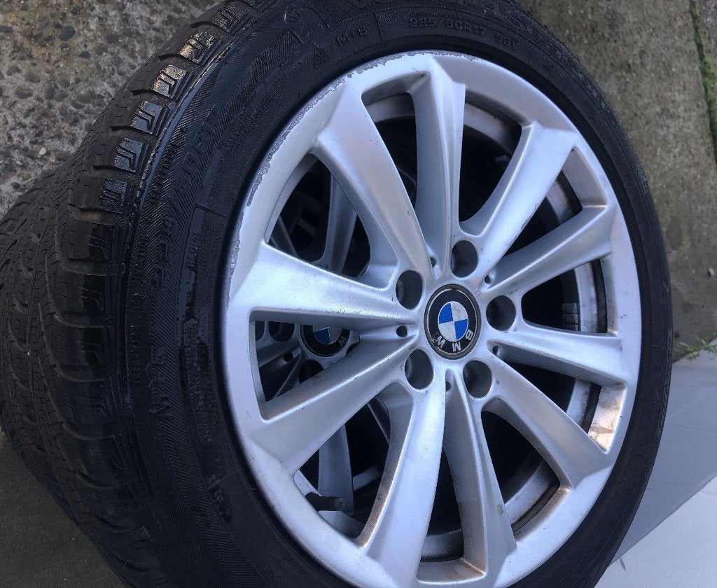 ENSEMBLE DE JANTES D'HIVER GOODYEAR 18 POUCES  BMW225/50/R17, Autos : Pièces & Accessoires, Enlèvement, Pneus hiver, Pneu(s)
