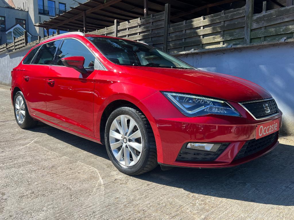 SEAT Leon Leon ST 1.0 TSI 116pk Ecomotive Style DSG 7vit, Auto's, Seat, Stof, 4 cilinders, Bedrijf, 5 deurs
