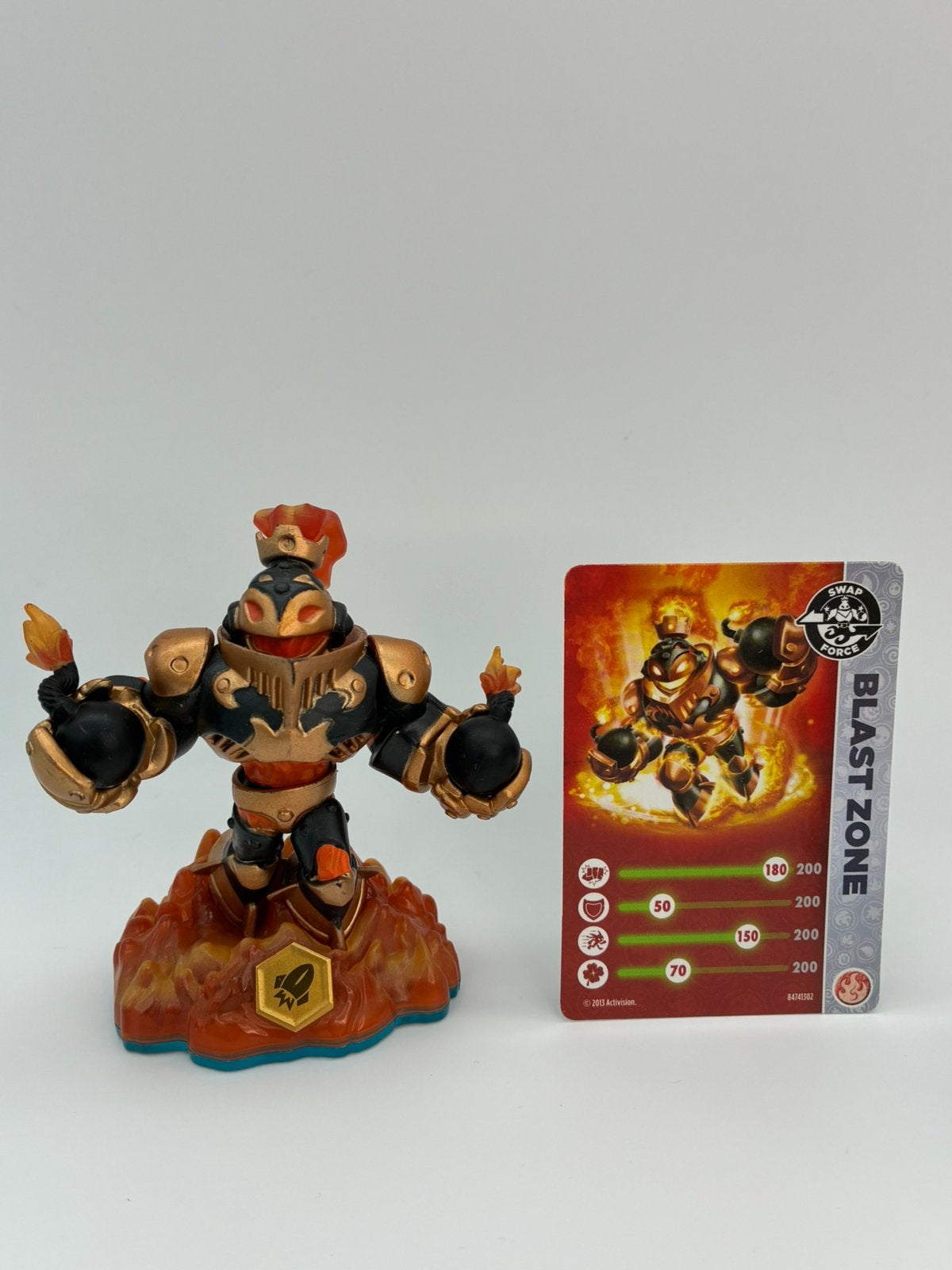 Les Skylanders échangent Force Blast Zone contre un billet, Envoi, Comme neuf
