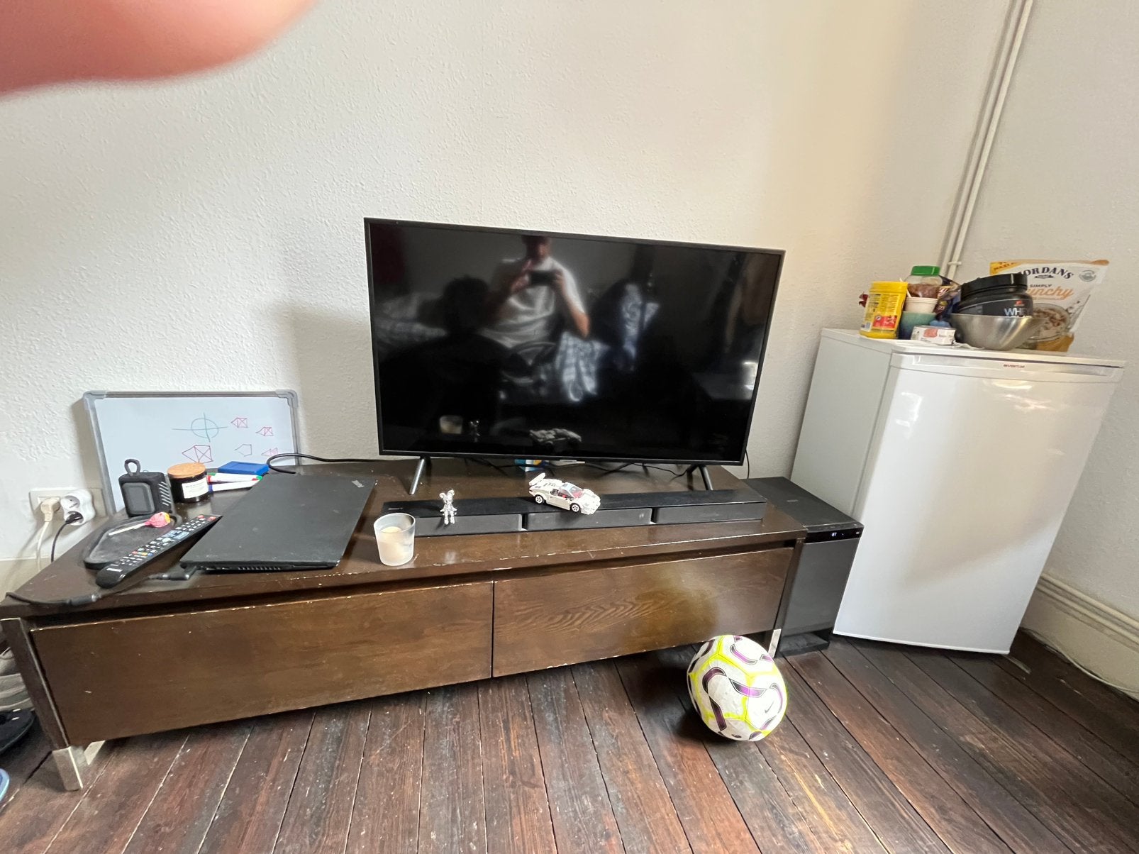 Tv kast, Enlèvement, Utilisé