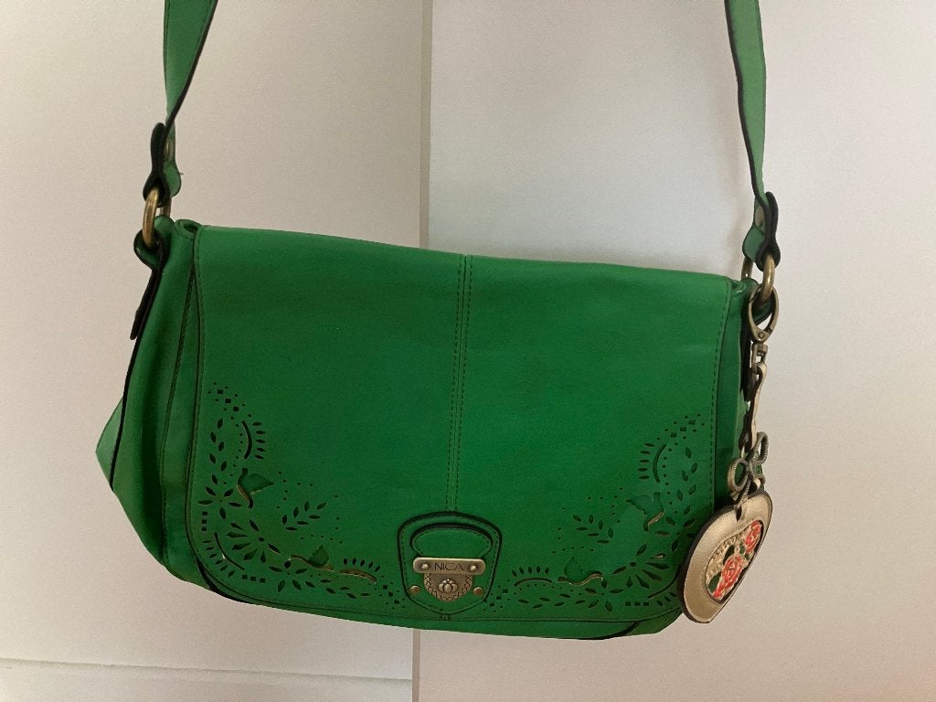 Groene nica handtas, Handtassen en Accessoires, Tassen | Damestassen, Ophalen of Verzenden, Zo goed als nieuw, Groen, Handtas