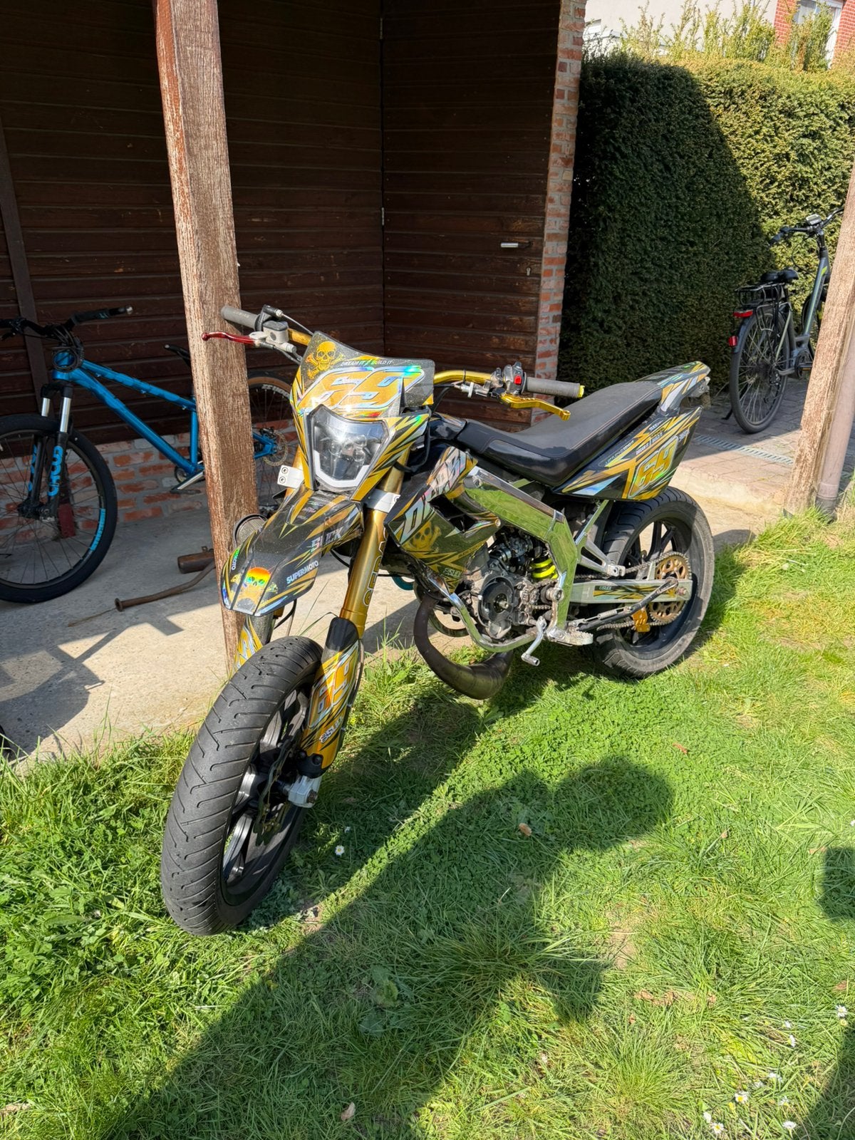 Derbi senda drd limitid edition 1op999, Vélos & Vélomoteurs, Cyclomoteurs | Derbi, Comme neuf, Enlèvement, 50 cm³, Classe B (45 km/h)