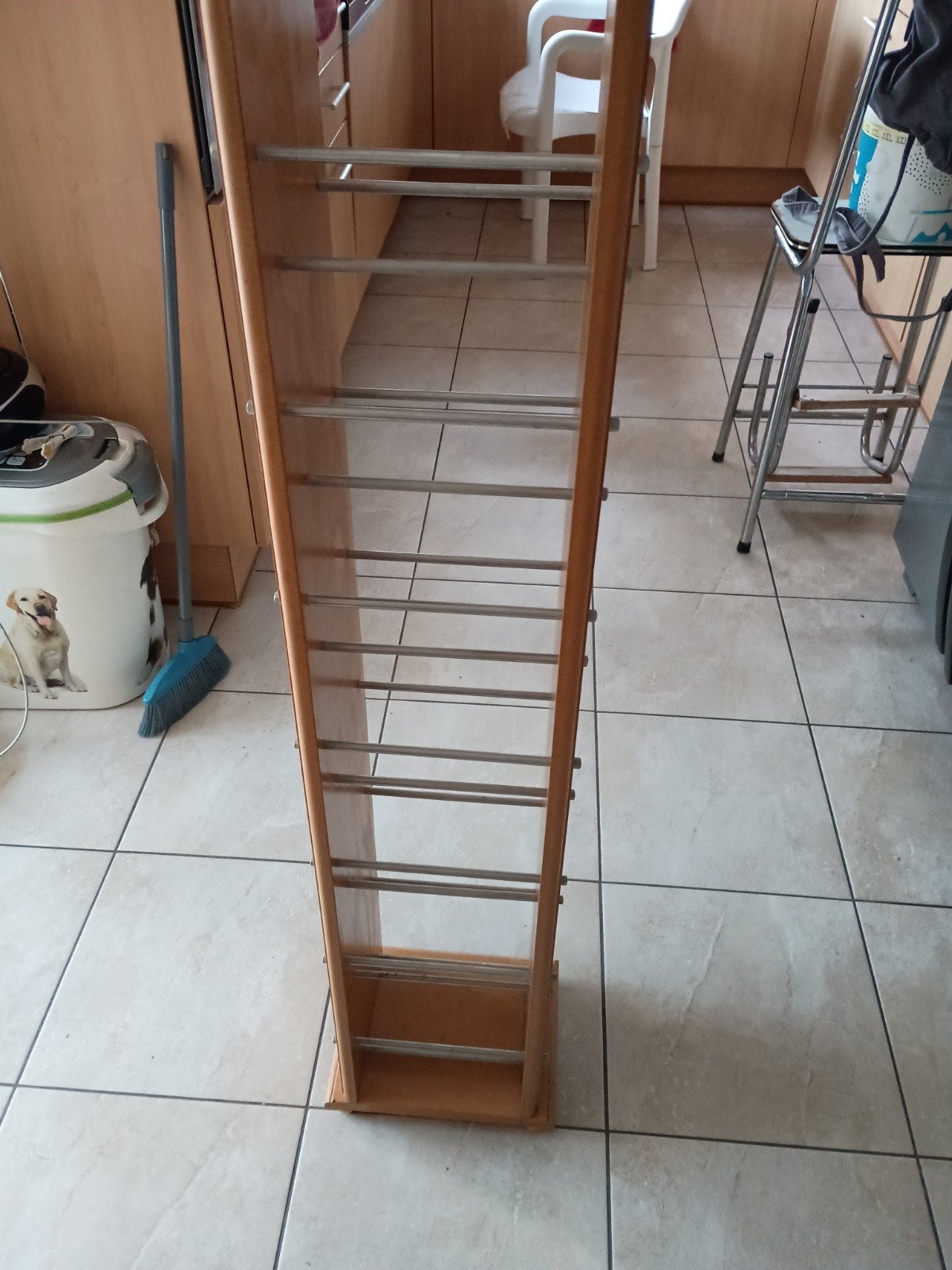 Étagère à CD, Enlèvement