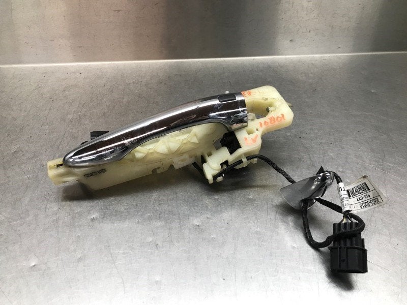 PORTIERGREEP BUITEN LINKS VOOR Kia Sportage (SL), Gebruikt, Voor, Kia