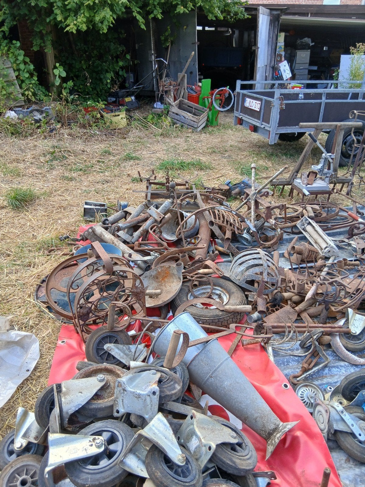Toutes sortes d'objets anciens à choisir., Enlèvement
