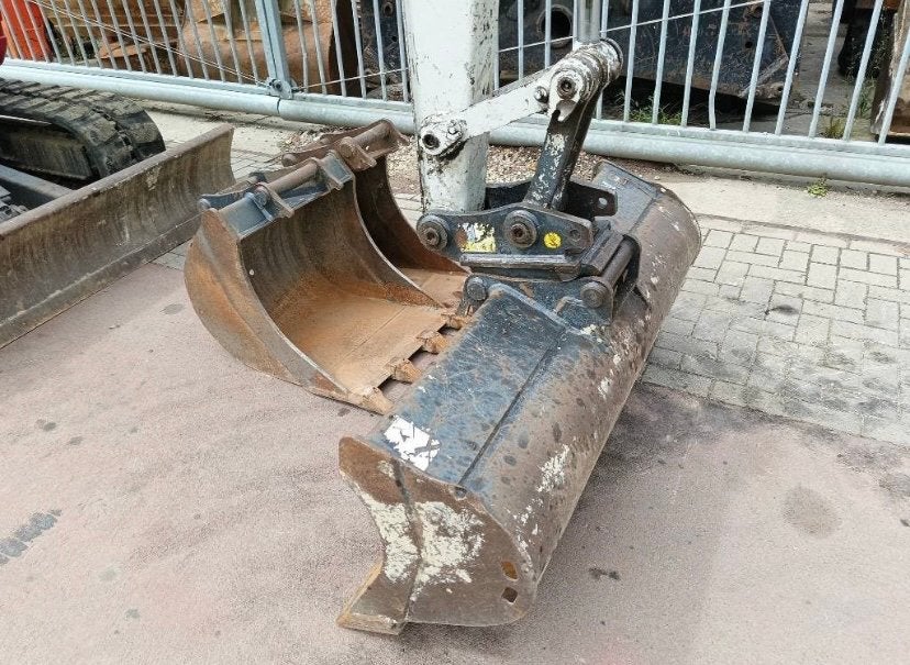 2 mini pelle takeuci 3T5 5T tracteur, Massey-Ferguson 3670, Ophalen of Verzenden