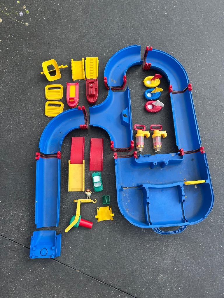 Base Aquaplay, Enlèvement, Utilisé