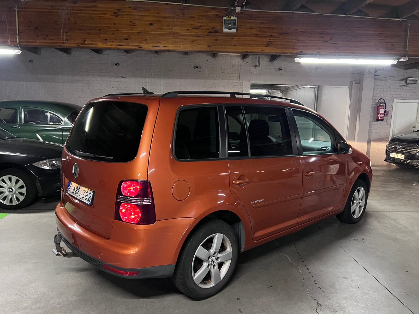 Volkswagen touran | 2.0 | diesel Trekhaak Airco Top staat, Auto's, Volkswagen, 1995 cc, Bedrijf, 5 deurs, Te koop