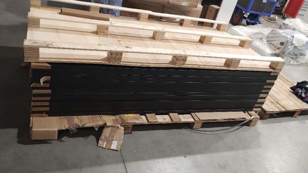 Zonnepaneel 580Wp LX-580N-72HC-BFGG + bevestigings materiaal, Doe-het-zelf en Bouw, Zonnepanelen en Toebehoren, Ophalen, Nieuw