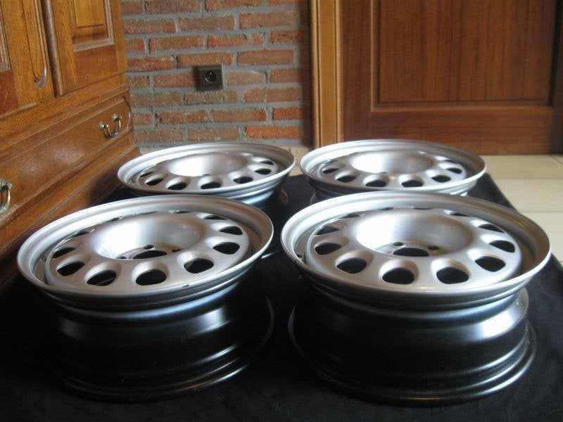 NIEUWE 5X100 15” Staal Golf 3 GTI / Passat VR6  Polo Fabia, Auto-onderdelen, Overige, 15 inch, Velg(en), Nieuw