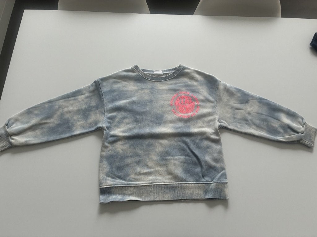 Pull bleu clair tie dye fluo fluo taille 134, Enfants & Bébés, Vêtements enfant | Taille 134, Enlèvement ou Envoi, Pull ou Veste