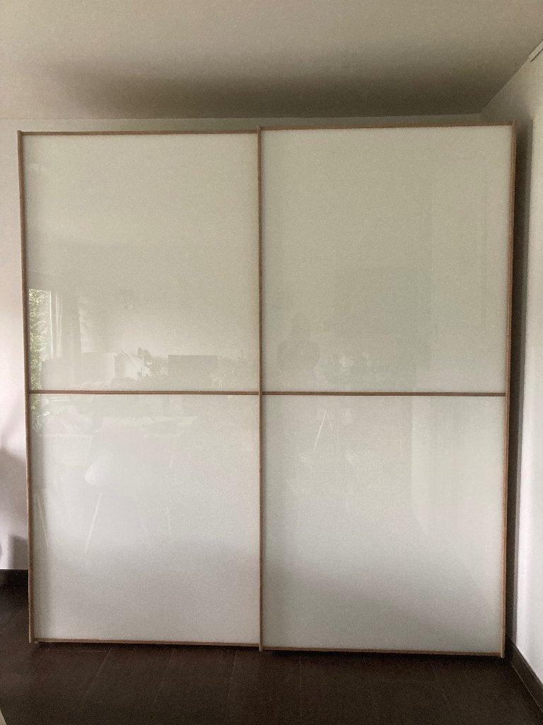 Ruime en stevige wandkast, Ophalen, Gebruikt, Met deur(en), 200 tot 250 cm