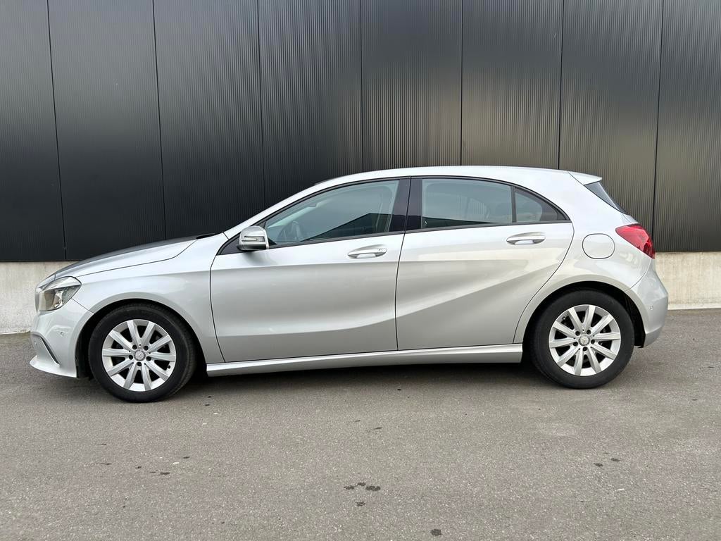 Mercedes A180d / Navi / Goede staat, Auto's, Stof, Navigatiesysteem, Bedrijf, 5 deurs